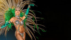 A lady about to perform samba